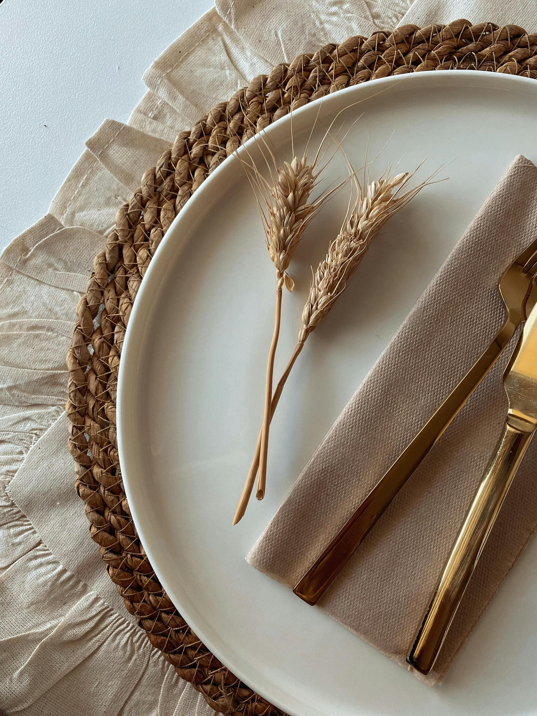 Round Tray + Coaster + Knife Set